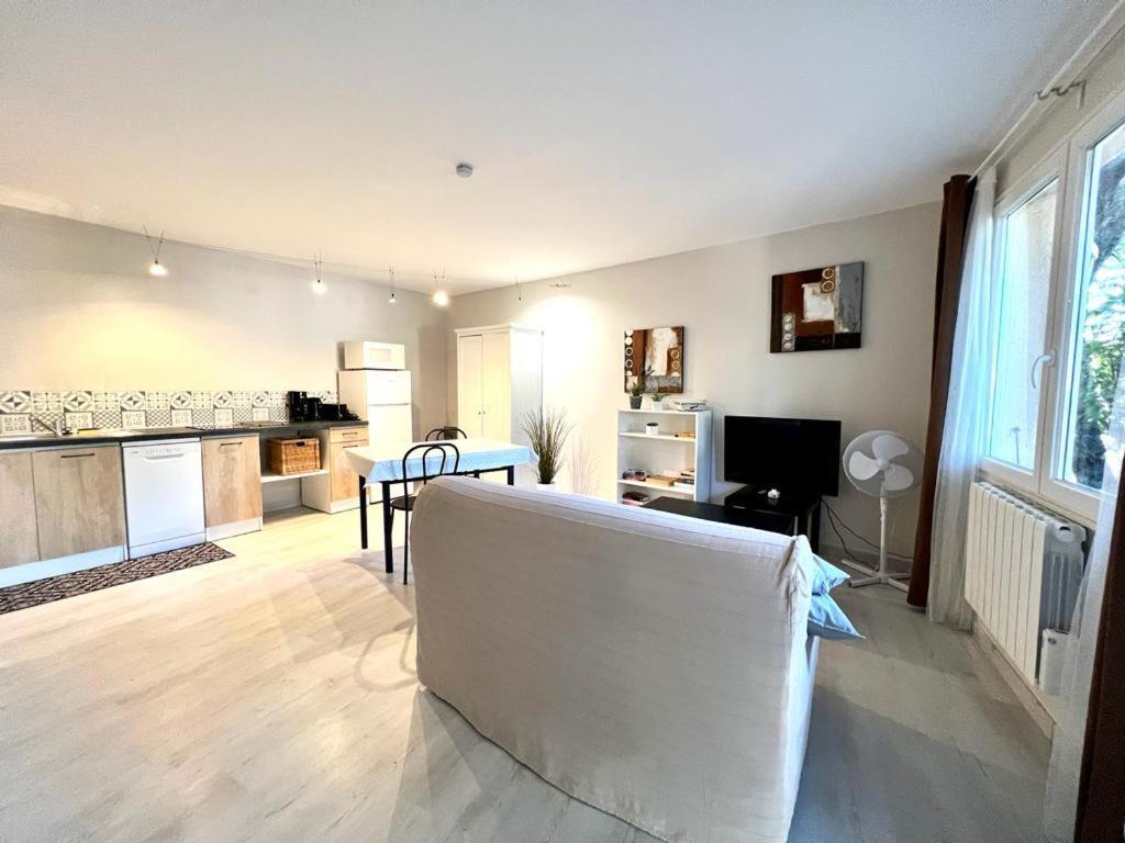 La Vigne Et L'Olivier Apartment วิลเนิฟ-เลส์-อาวิญง ภายนอก รูปภาพ
